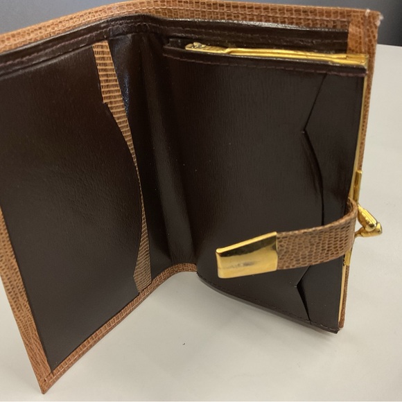 Small Dark Beige wallet NWOT - Picture 2 of 7